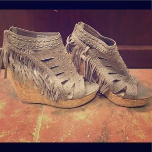 Frolic in Fringe by Not Rated